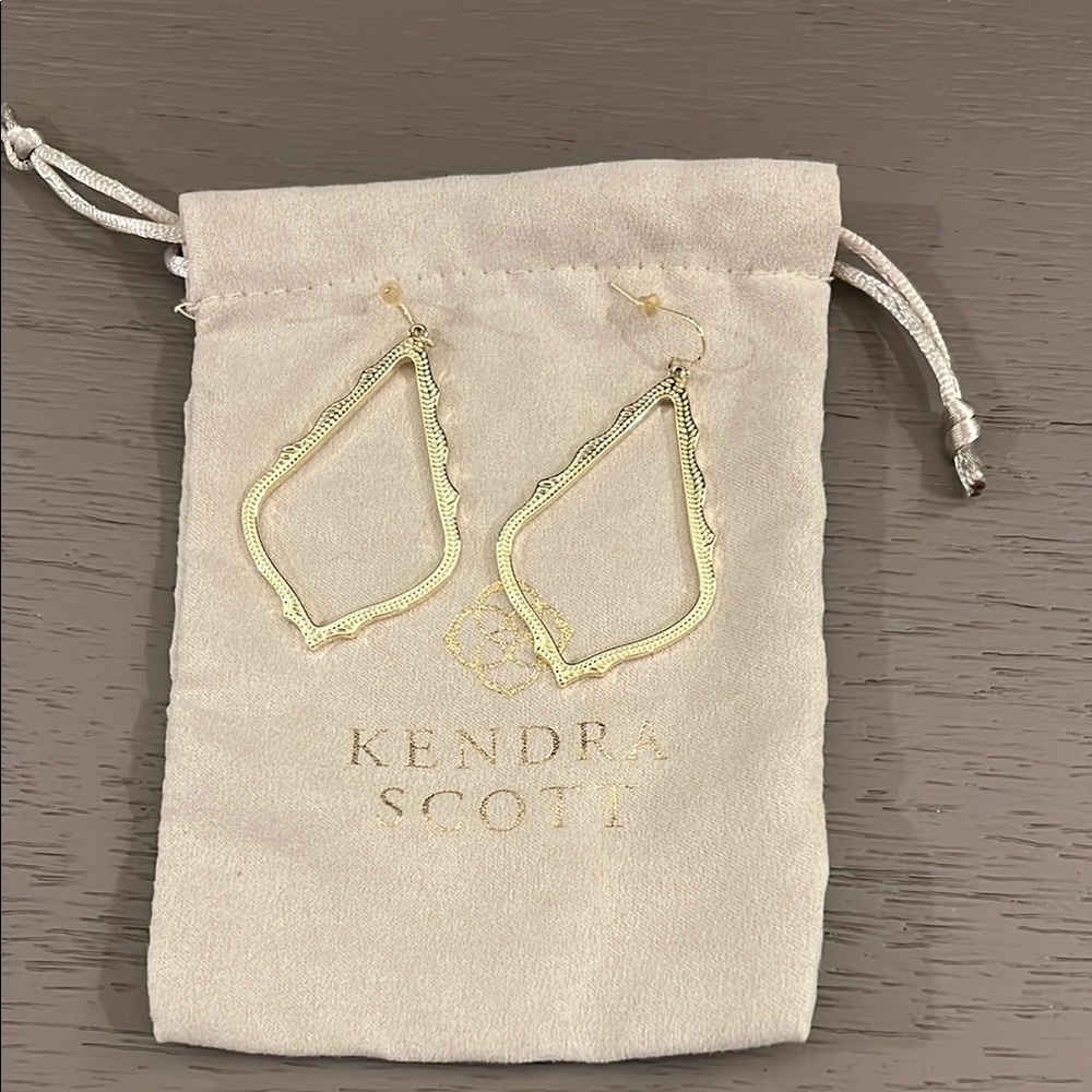 Kendra Scott Sophie Drop Earrings